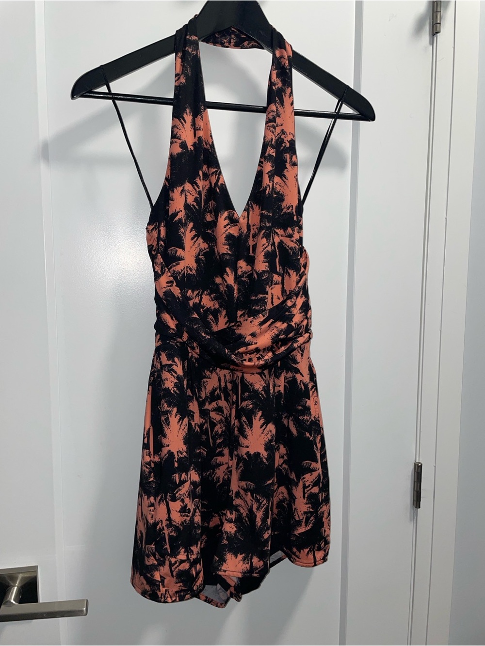 Guess Sleeveless V-Neck Halter Palm Print Dress in Black and Coral